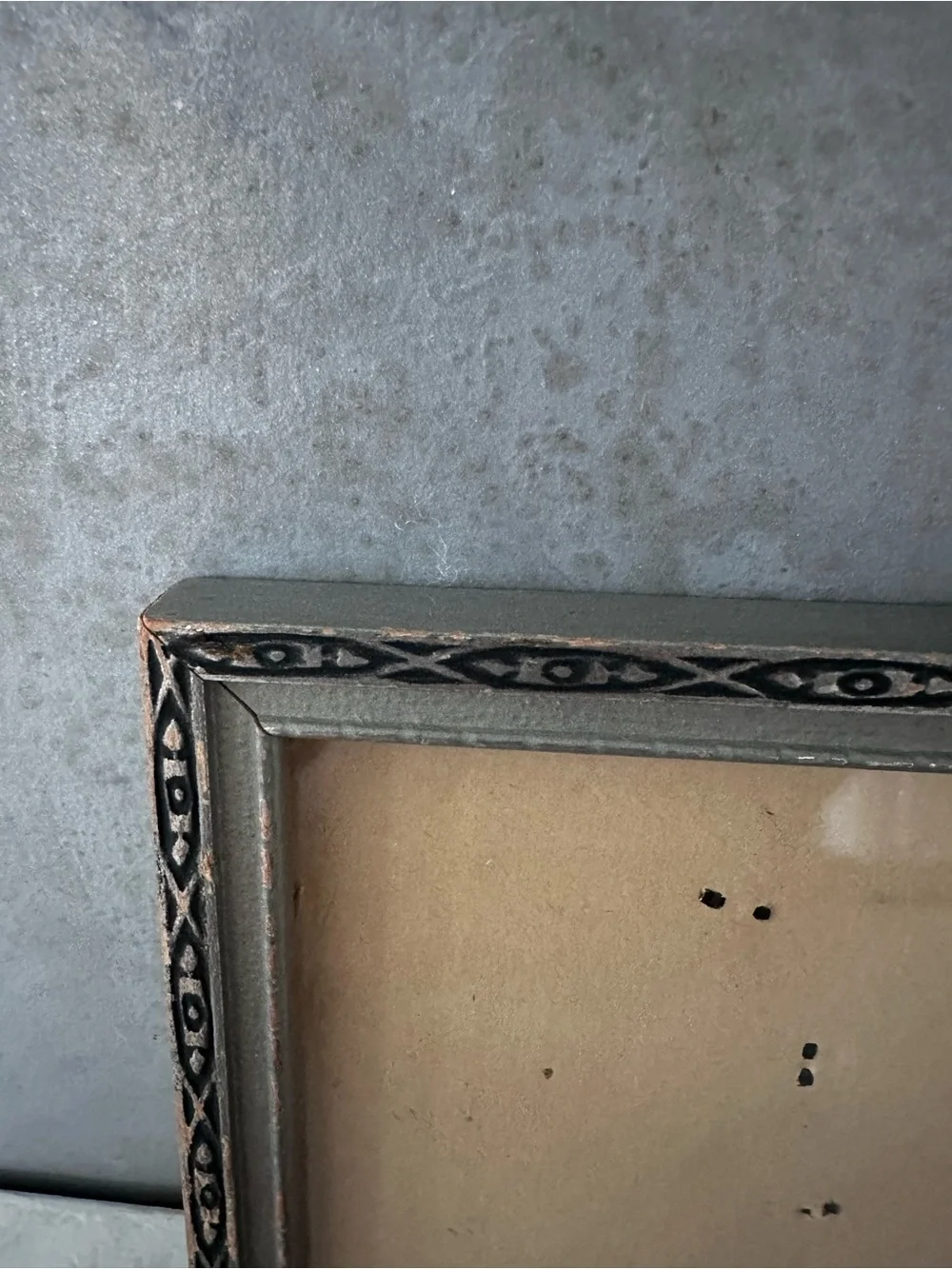 ANTIQUE ART DECO CARVED/ PRESSED WOOD FRAME SILVER FITS 4X6